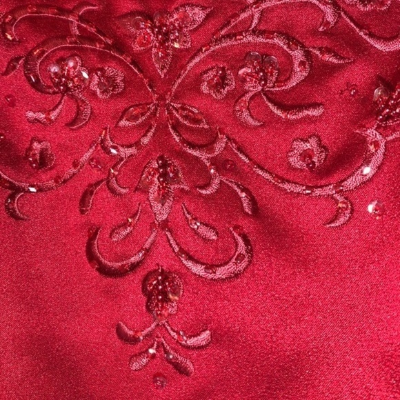 Davids Bridal Spaghetti Strap A Line Gown Red Satin Embroidery & Sequins Size 8 - Picture 9 of 10